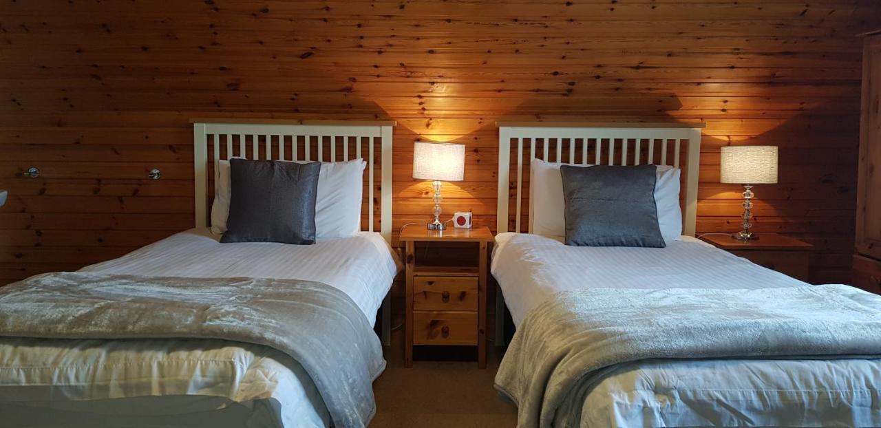 Carn Mhor Bed And Breakfast Авимор Екстериор снимка
