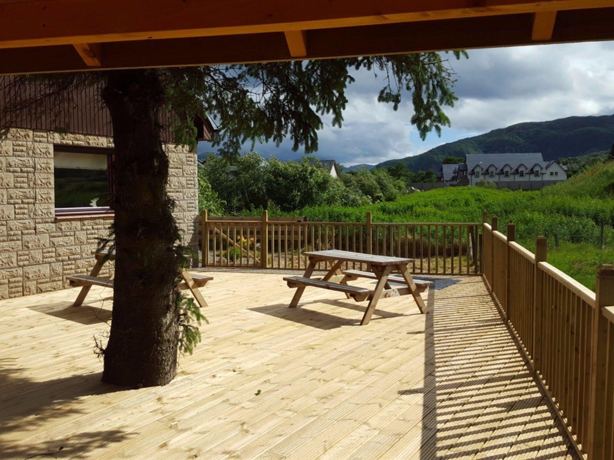 Carn Mhor Bed And Breakfast Авимор Екстериор снимка